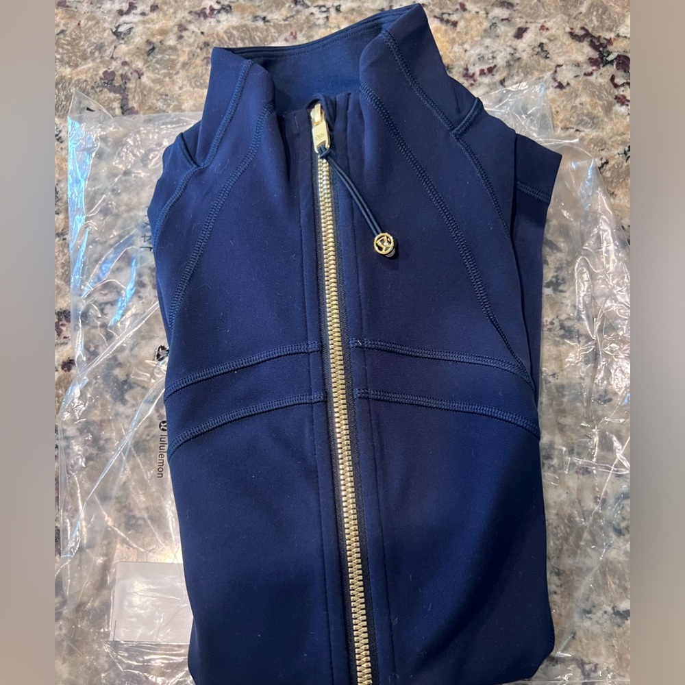 NAVY blue and gold define jacket nulu